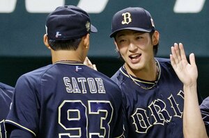 【同期入団】「何すればええん？ という感じで」2年前の胴上げ投手が苦悩…オリックス・山崎颯一郎「肩甲骨と鎖骨周辺の2箇所が肉離れ」から剛球復活の舞台裏