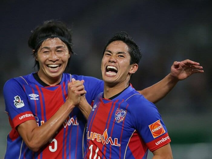 なぜ武藤嘉紀にボールが転がるのか。「持ってる」を演出する複数の要素。＜Number Web＞ photograph by J.LEAGUE PHOTOS