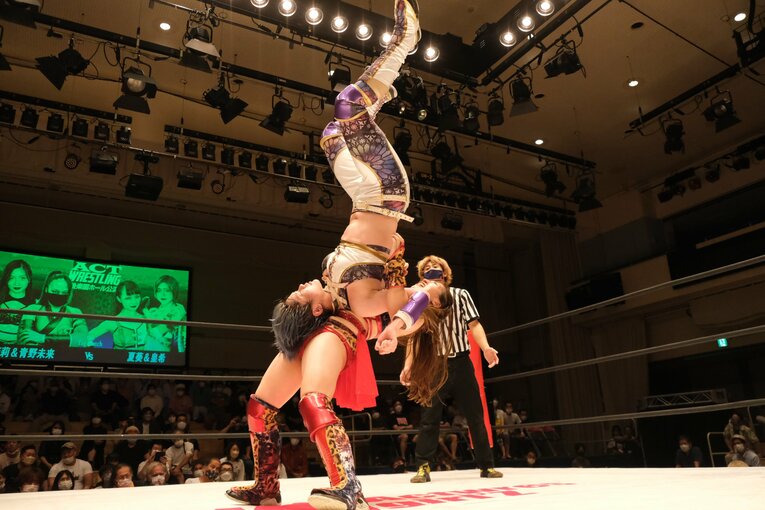 「闘うグラドル」もデビュー、アクトレスガールズの“華がスゴい”新人たちの裏で…エース・青野未来が泣いた理由「まったく追いつけていない」(57)