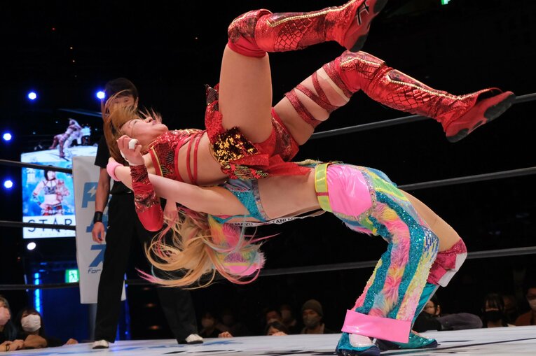 「女子プロレスを背負って立つ」スターダム王者・朱里が語る“朱いベルト”への思い…岩谷麻優戦で「ドローは絶対に嫌だった」理由とは？(50)