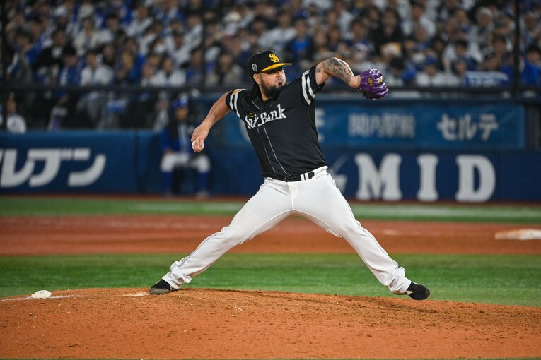 日本シリーズ第1戦、9回に登場したロベルト・オスナ　©︎Nanae Suzuki