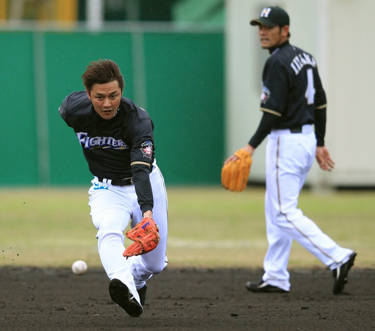 ストイックに練習に取り組んでいたファイターズ・金子誠　©︎JIJI PRESS