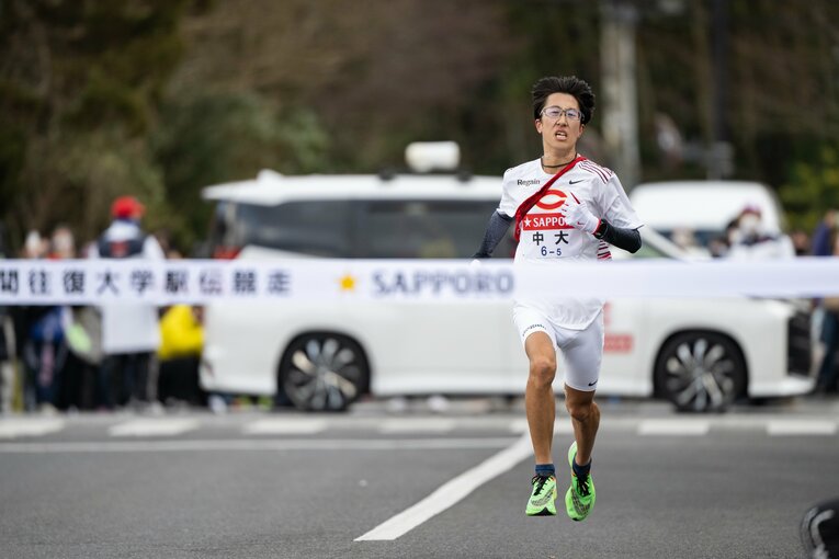 昨年の5区は区間3位の好走。メガネランナーとしても話題に　©Nanae Suzuki