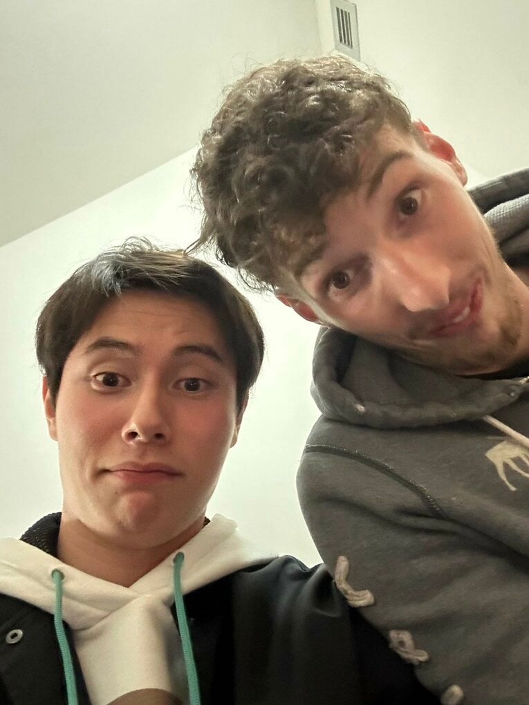 チームメイトのガルディーニと変顔（写真／本人提供）