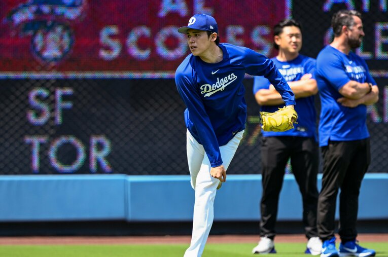 【テレビに映らない素顔の朗希／30枚超】スワイプで佐々木投手の最新トレーニング写真がご覧になれます　©Nanae Suzuki