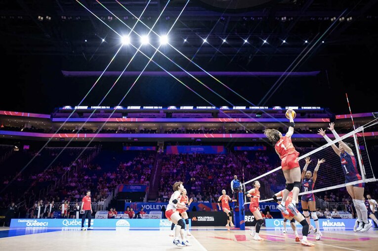 和田由紀子（VNLフランス戦）©︎Volleyball World