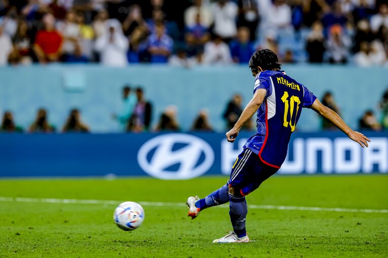 カタールW杯クロアチア戦、南野がPKを失敗　©Kiichi Matsumoto/JMPA