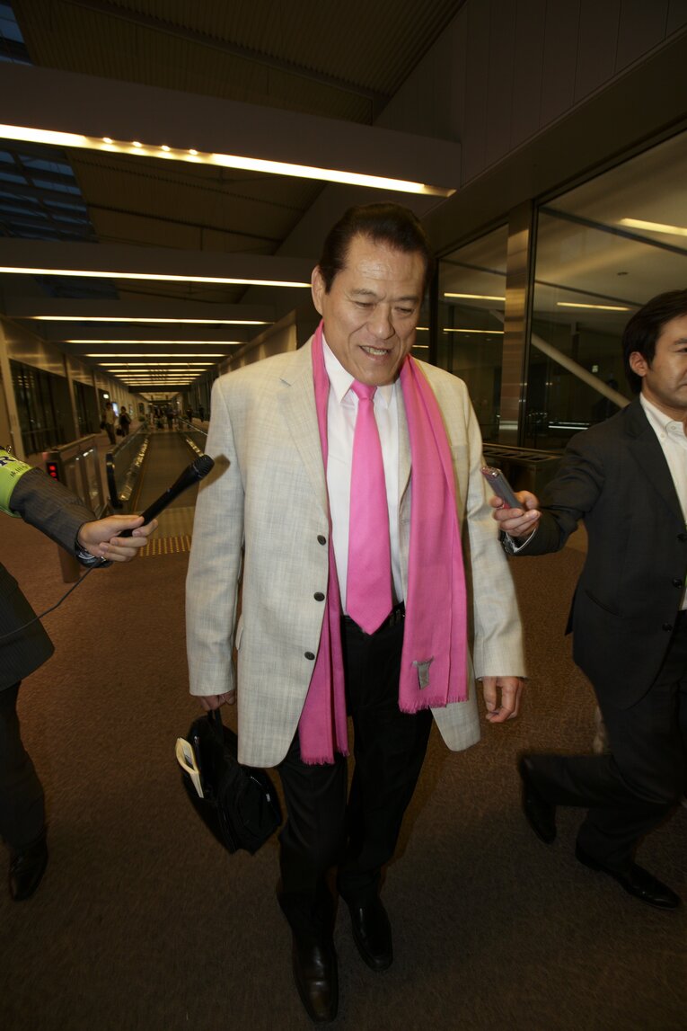 2009年、北朝鮮から帰国したアントニオ猪木　©Shiro Miyake