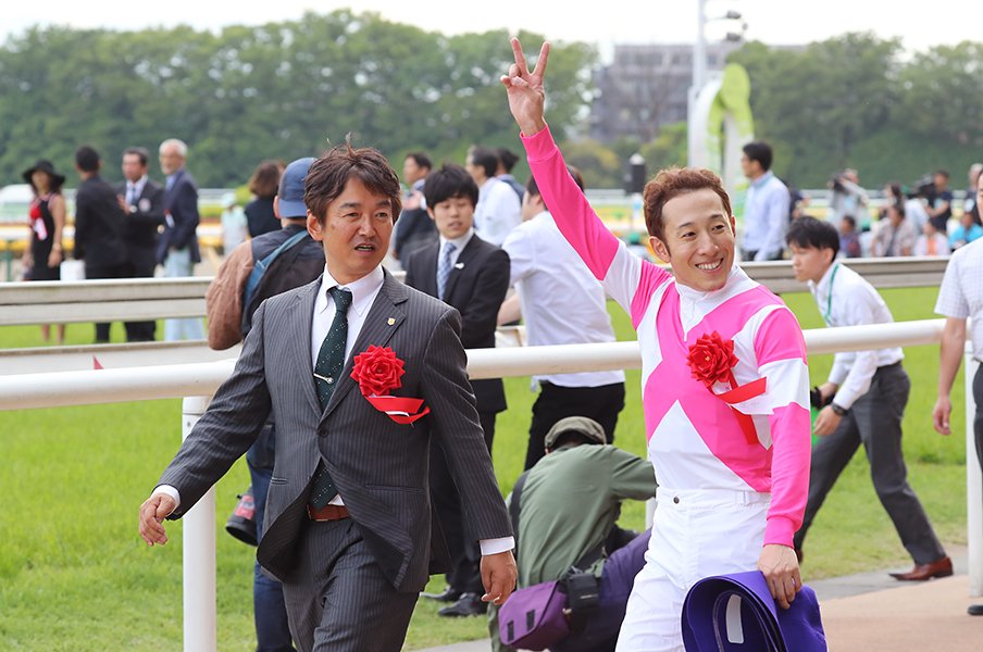 今年すでに重賞4勝、GIは初勝利。NHKマイル制覇は藤岡佑介の転機だ。<Number Web> photograph by Yuji Takahashi