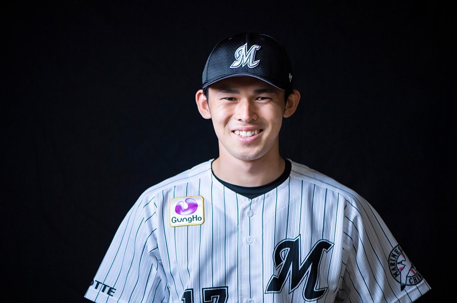 《独占インタビュー》ロッテ佐々木朗希20歳が語る“原点はモノマネ”「(小学生の頃から)ダルビッシュ選手も大谷選手もマネしてました」<Number Web> photograph by Asami Enomoto
