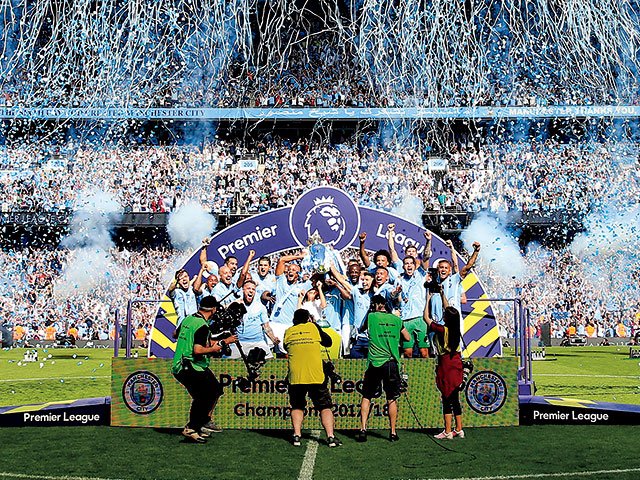 世界一の資金力を携えて プレミアリーグ 最興 から 最強 へ プレミアリーグ Number Web ナンバー