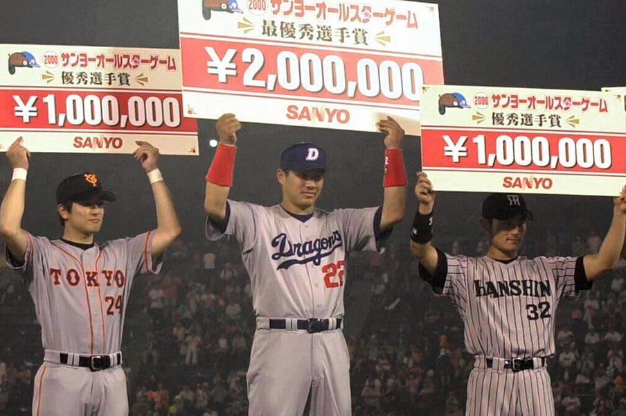 「巨人かヤクルトにトレードを」「ダメに決まってるだろ」中日監督と亀裂…山崎武司が“4億5000万円契約途中”で電撃トレード志願の真相<Number Web> photograph by JIJI PRESS