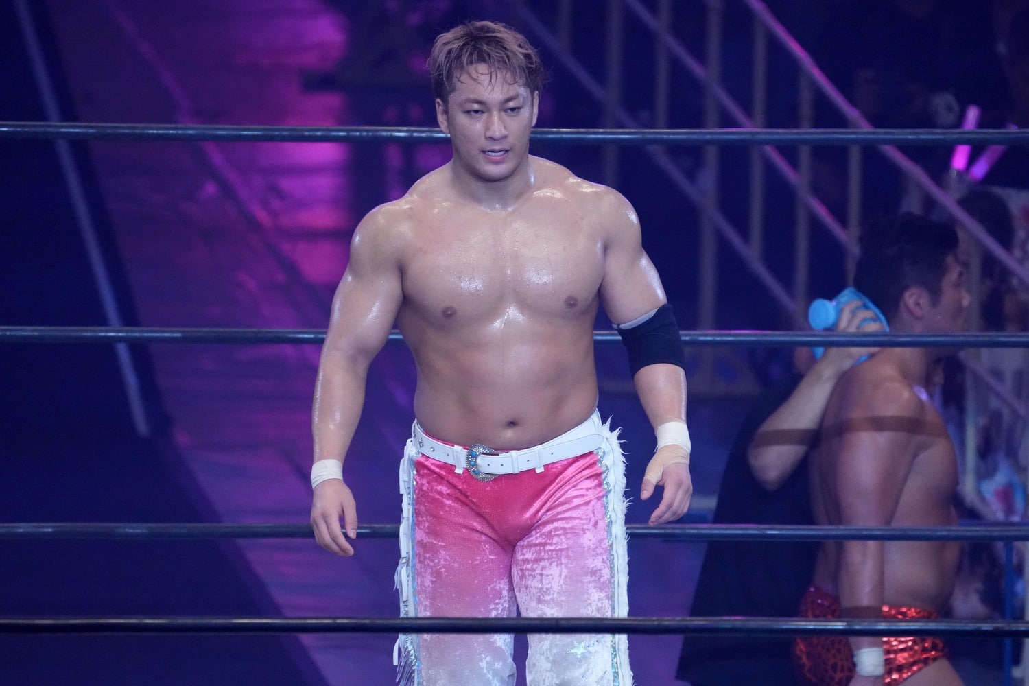 大阪でSANADAに勝利した海野翔太 ©Essei Hara