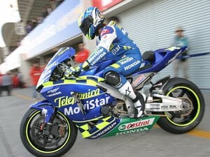 加藤大治郎の鈴鹿、ストーナーの早すぎる引退、ロッシの“キック”…グランプリ取材37年の遠藤記者が選ぶMotoGP「5大事件簿」