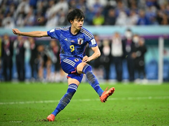 「自分が蹴るべきだったのか…」三笘薫が“涙のPK”で背負い込んだ責任と後悔…29歳で迎える4年後は「チームを勝たせる存在に」＜Number Web＞ photograph by Takuya Kaneko/JMPA