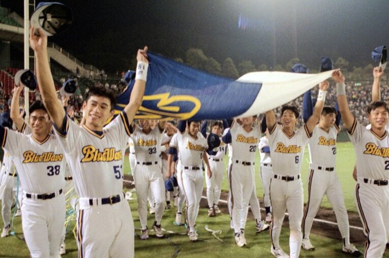 1995年、パ・リーグを制したオリックスの選手たち ／ photograph by KYODO