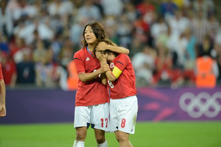 永里優季、宮間あや（2012年ロンドン五輪）©︎JMPA　