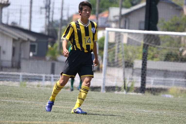 前橋育英高・秋山裕紀（アルビレックス新潟）©︎Takahito Ando