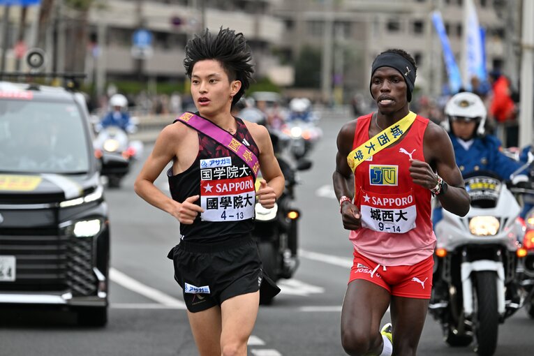 1区で5位とまずまずの滑り出しを見せた青木瑠郁（3年）は箱根では3区を担当　©Naoya Sanuki