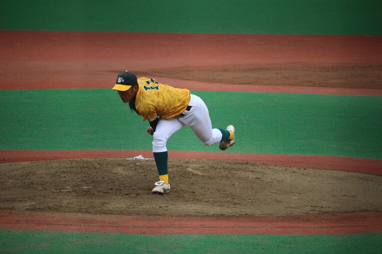 理想はソフトバンク和田毅のような投球と語る佐藤　©︎Yu Takagi