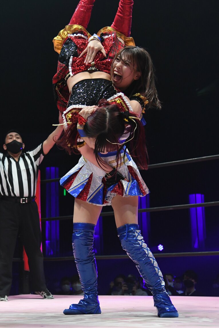 伊藤麻希を投げる荒井優希