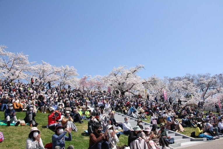 藤井聡太竜王「大変参考になったで“ござる”」初出演した《人間将棋》を現地取材… 観る将マンガ家が超楽しんで描いてみた(25)