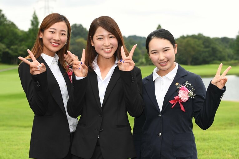 2017年プロテストに合格した（左から）松田鈴英、田村亜矢、小祝さくら　©︎Atsushi Tamura/Getty Images