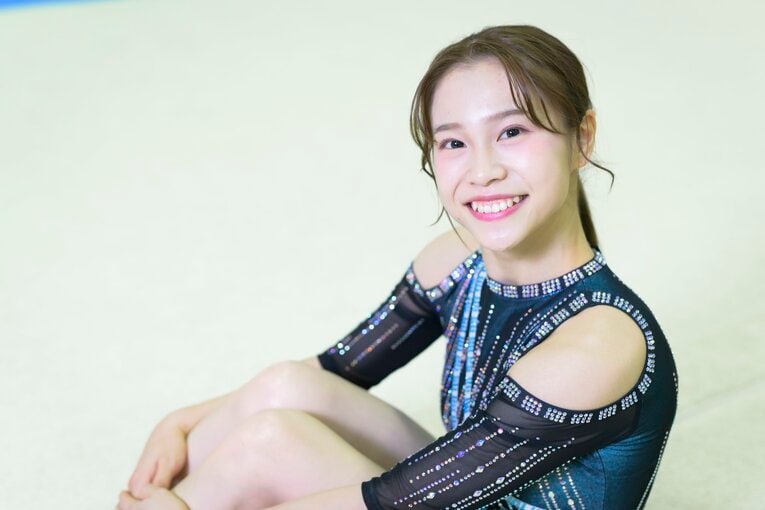 自身が開発した新レオタード「アイタード」を着用する杉原愛子　©Asami Enomoto