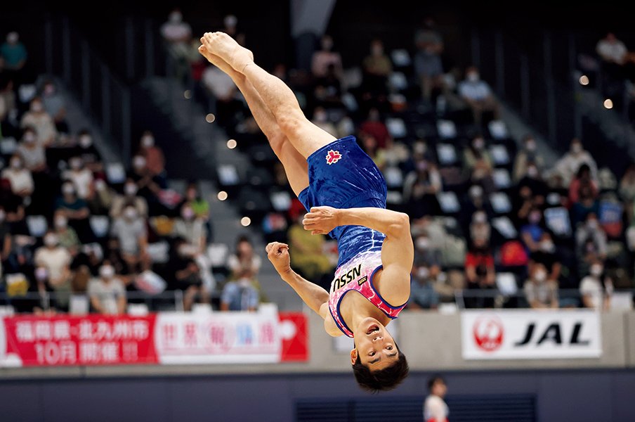 <現役最終戦に秘めた思い(24)>白井健三「最後は笑ってガッツポーズ」<Number Web> photograph by AFLO