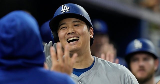 BGS10／ブラックラベル 大谷翔平 メジャー通算100盗塁記念 黒