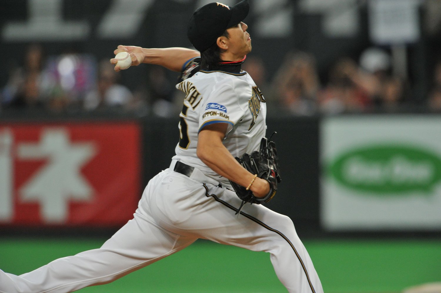 独特な軌道のスライダーやストレートなどの組み合わせで相手打者を手玉に取ってきた©Hideki Sugiyama