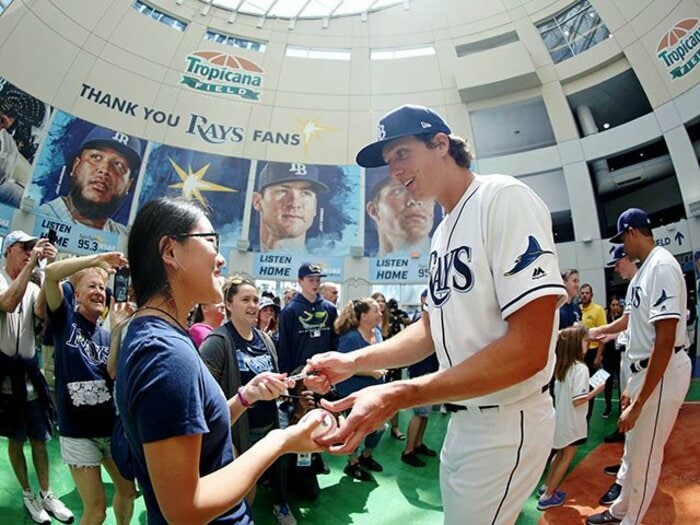 本拠地をフロリダとカナダで分割？レイズの仰天案が意外とアリな理由。＜Number Web＞ photograph by AFLO