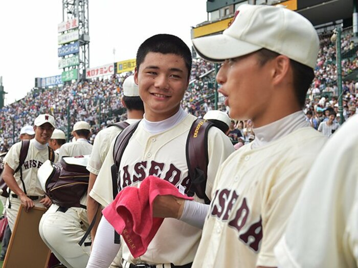 早実の試合を100倍楽しく見る方法。予想は裏切られる、サプライズを待て！＜Number Web＞ photograph by Hideki Sugiyama