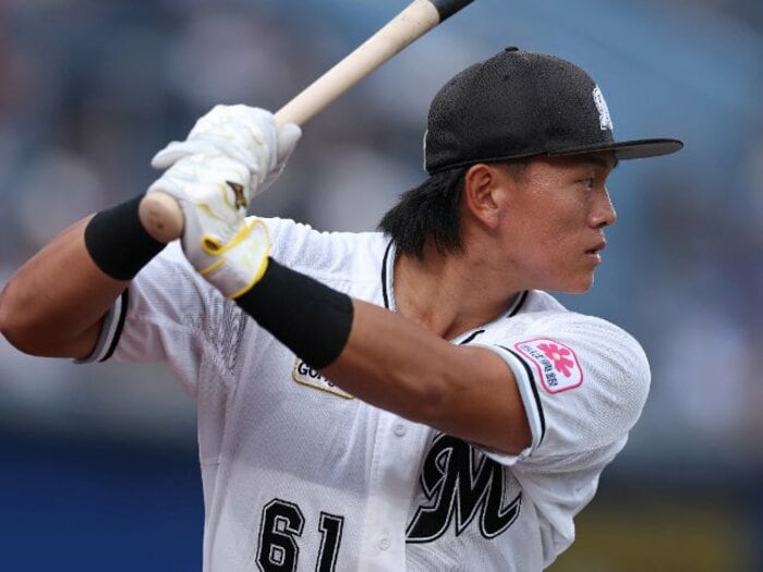 ロッテの22歳山本大斗「明日、4番な。打てよ」から始まった“和製大砲”への道…サブローHCとの二人三脚秘話「お前ならいける…言葉が暗示に」＜Number Web＞ photograph by Chiba Lotte Marines
