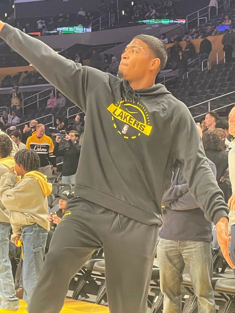 ウォーミングアップ中の八村塁（写真＝筆者撮影）