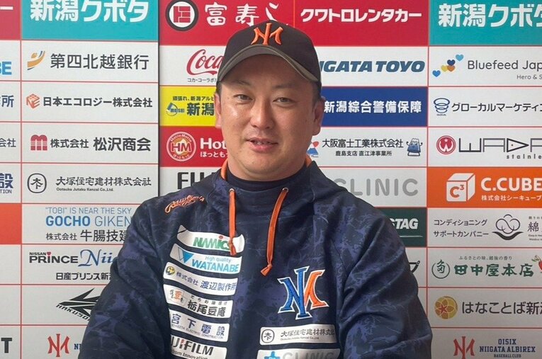 現在オイシックス新潟でコーチを務める41歳になった野間口貴彦。世代No.1の前評判で巨人に入団したが、プロ生活は順風満帆とは行かなかった ／ photograph by Fumi Sawai