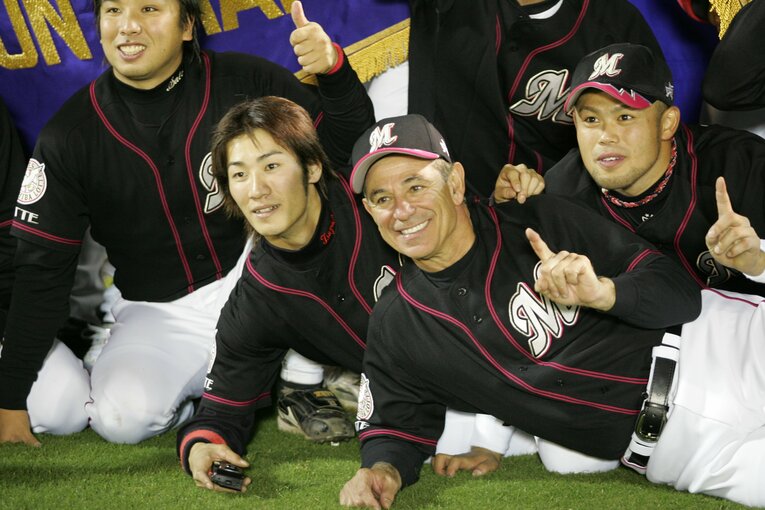 2005年の西岡剛（ロッテ）。下剋上で日本一に　©BUNGEISHUNJU