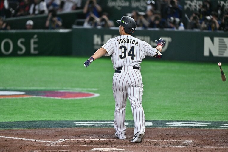 吉田正尚にも一発が！　©️Hideki Sugiyama