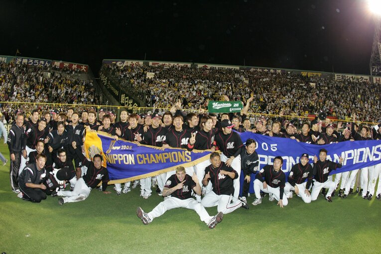 筆者は記憶にない2005年の日本シリーズ（写真は甲子園）。なお“幕張の防波堤”と呼ばれたのは、この第4戦に登板して胴上げ投手になった小林雅英である　©BUNGEISHUNJU