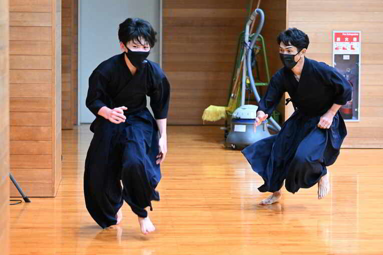 追い詰める戸崎総代表　©Keiji Ishikawa