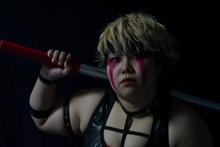 靭帯断裂は「むしろおいしかった（笑）」スターダムの最恐ヒール・刀羅ナツコの“黒い再生計画”「みんな私の掌の上だ」《特別グラビア》(24)