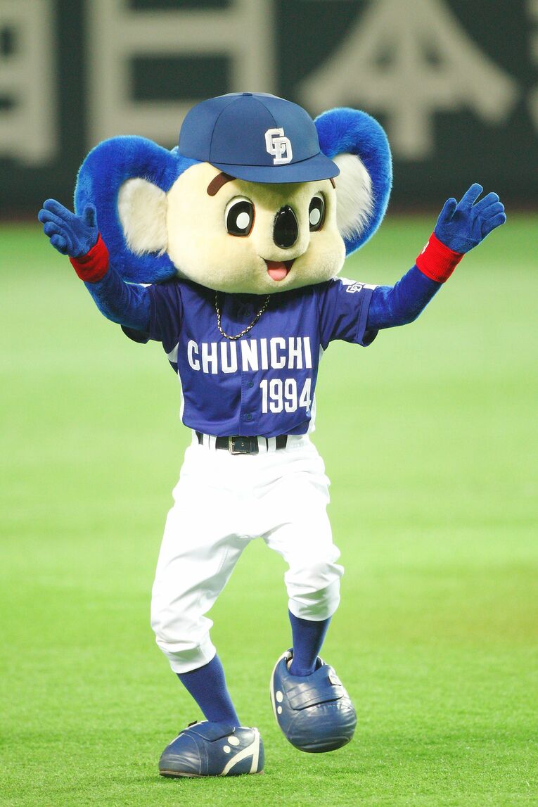 ドアラ　©Tamon Matsuzono