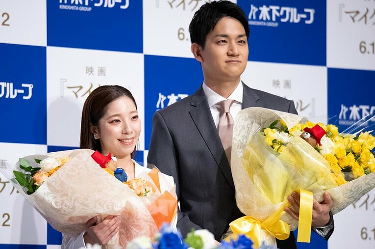 2019年NHK杯でのりくりゅうペア。少女時代の三浦璃来を知る恩師が語る秘話とは ／ photograph by JIJI PRESS