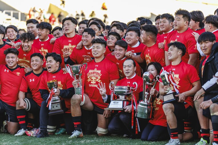 大学選手権の決勝では対抗戦で敗れた早大に雪辱を果たし4連覇を達成　©Kiichi Matsumoto