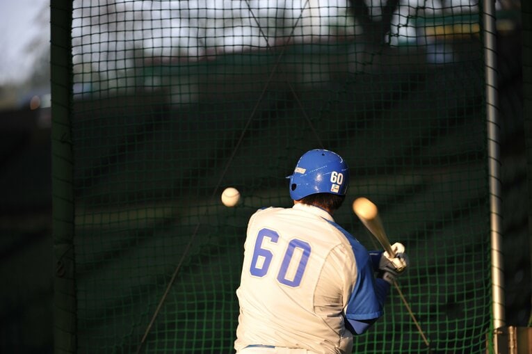 「サンペイ、三振してもいいからさ」“おかわりくん”ブレイク前夜の西武・中村剛也を救った言葉《祝・史上14人目の450本塁打》(33)