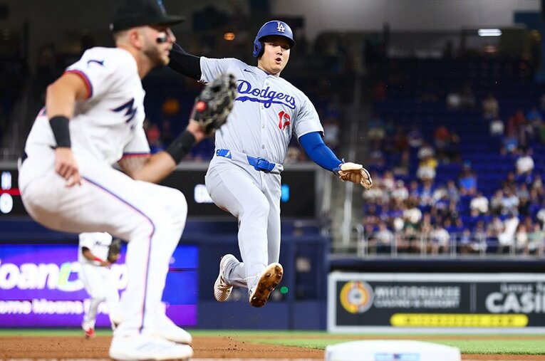 前人未到の50-50を達成した大谷翔平。関連グッズの商品はまさに価値が跳ね上がっている ／ photograph by Megan Briggs/Getty Images