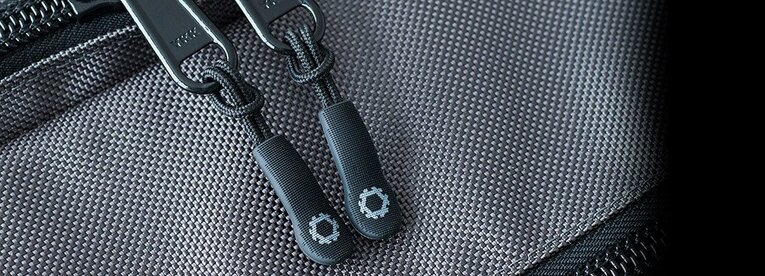 ビジネスマン御用達！ 仕事帰りのジム通いをスマートに見せるバッグ。(1) ／ photograph by Nanae Suzuki