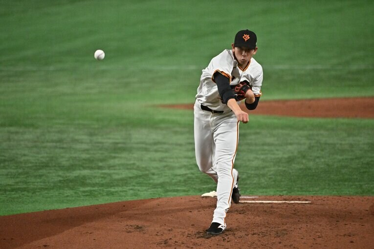 2024年の開幕投手で白星をあげた戸郷　©Hideki Sugiyama