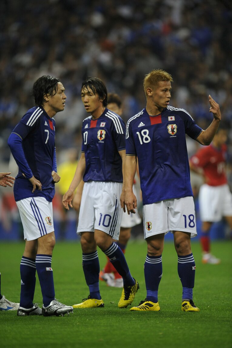 南アフリカW杯直前に日本代表のスタメンから外れた　©Sports Graphic Number