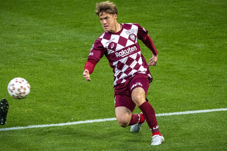 天皇杯決勝での酒井高徳　©Takuya Sugiyama